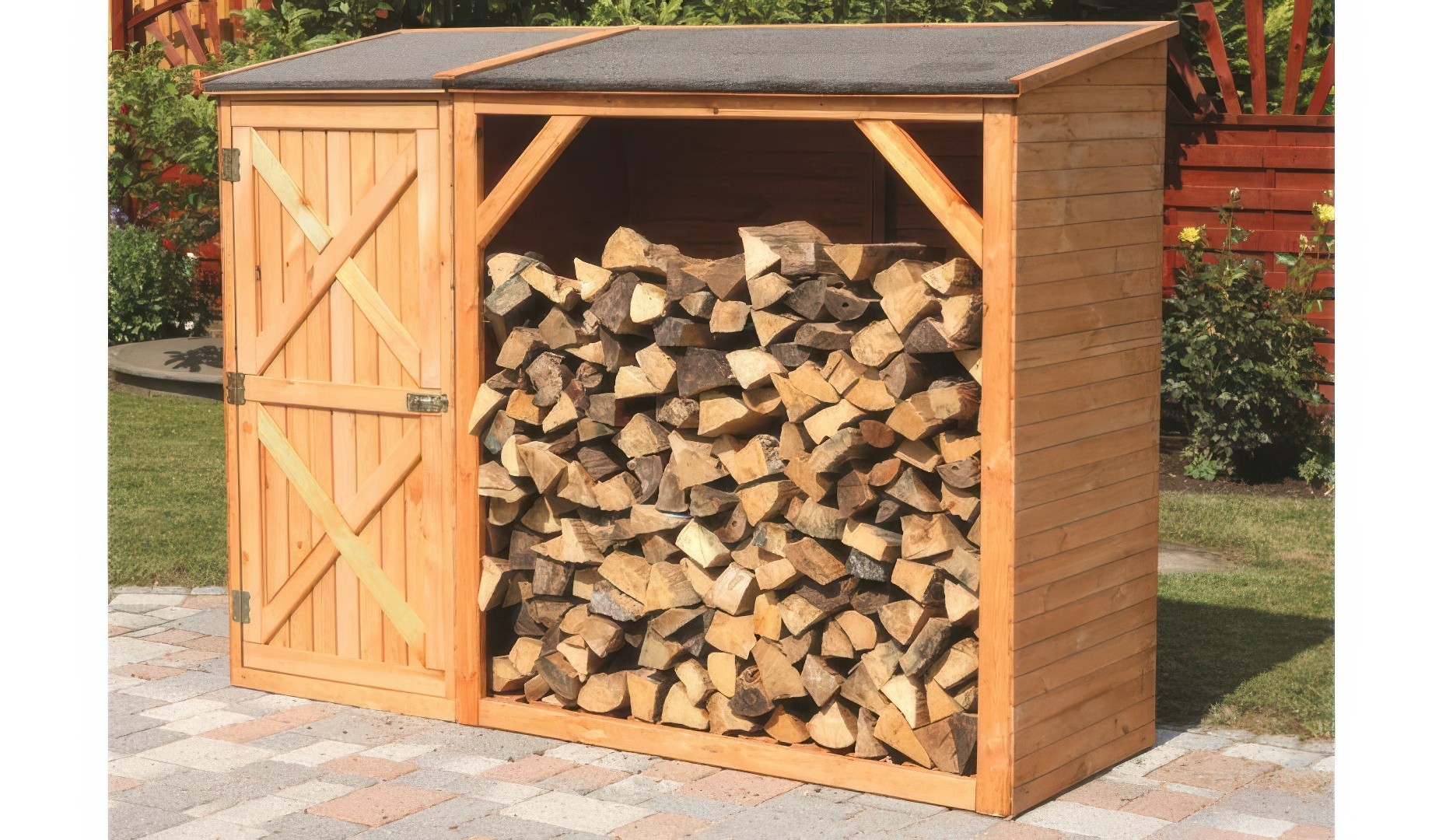 Kaminholzlager Kotka